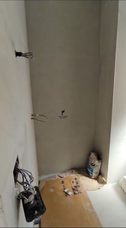 OFFICE FOR RENT 94M2 LAPRAKE 800 EURO FH-73230