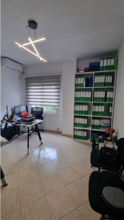 Affitto, Spazio per ufficio, Comune di Parigi, Tirana