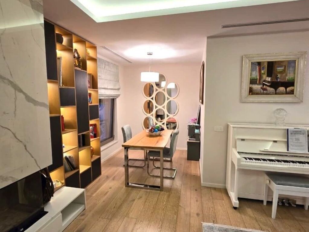 Apartament 2+1+2 me parkim, Kompleksi Delijorgji