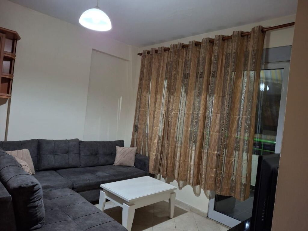 🏢Via Dibra, Complesso Halili, appartamento 1+1 in affitto, arredato 45.000 Leke