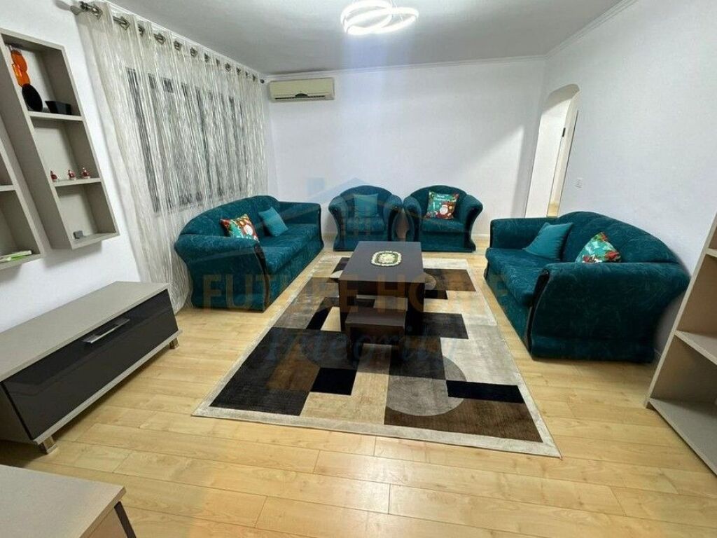 In vendita, Appartamento 2+1, Scuola di Balletto, Tirana.
