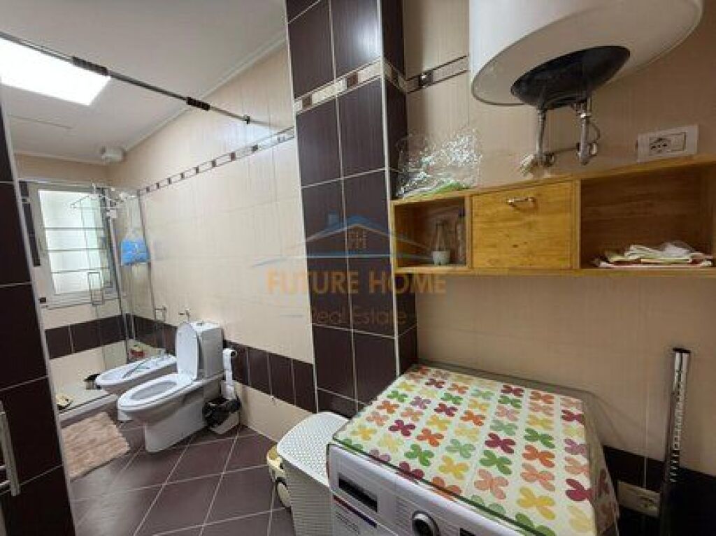 Shitet, Apartament 3+1+2+ Post Parkimi, Liqeni i Thatë, Tiranë.