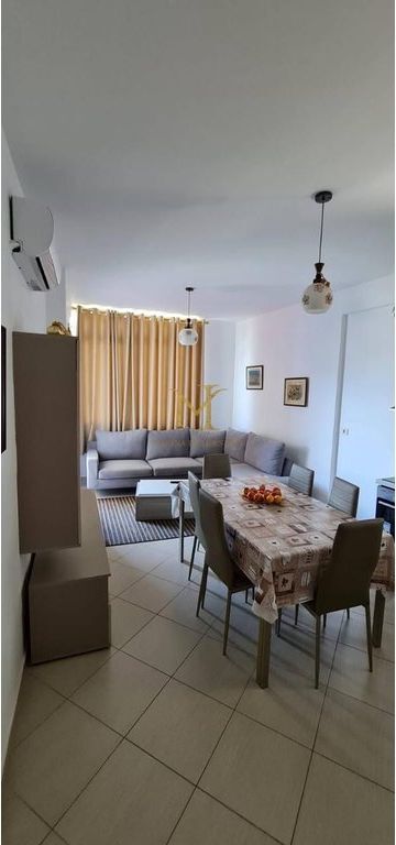 APARTAMENT 2+1 LURA 2 GJIRI LALEZIT