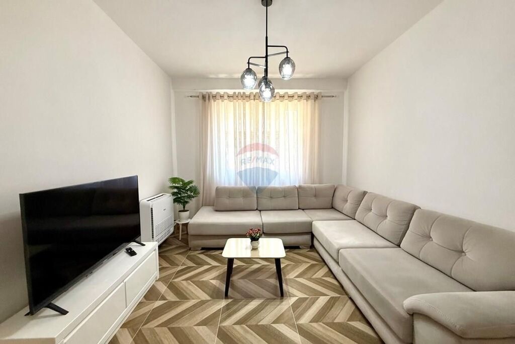 Furnished 1+1 apartment at E88, Laprake!