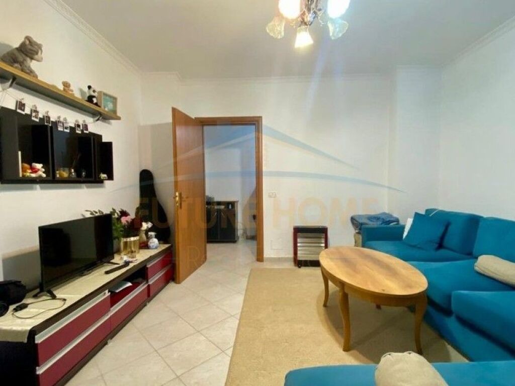 Shitet, Apartament 2+1, Unaza e Re, Tiranë
