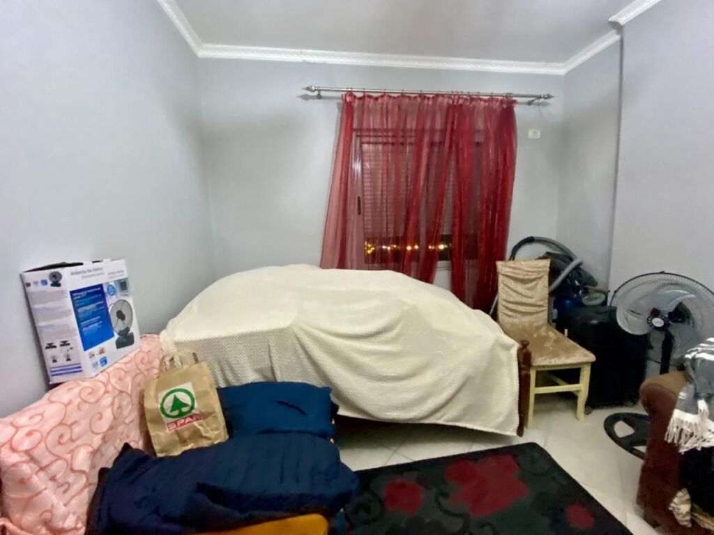 Shitet, Apartament 2+1, Unaza e Re, Tiranë