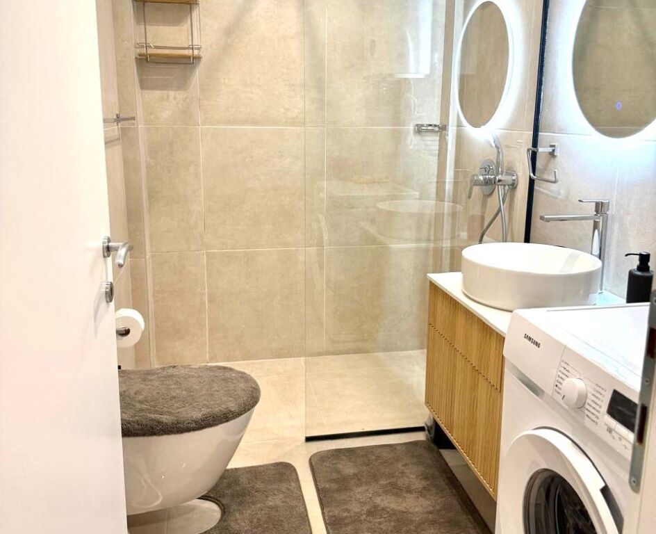 In Affitto: Duplex + 1 Posto Auto 📍Golden Park 3 (Di fronte a American Hospital 3) - 60.000 Lek/Mese - S.80m²