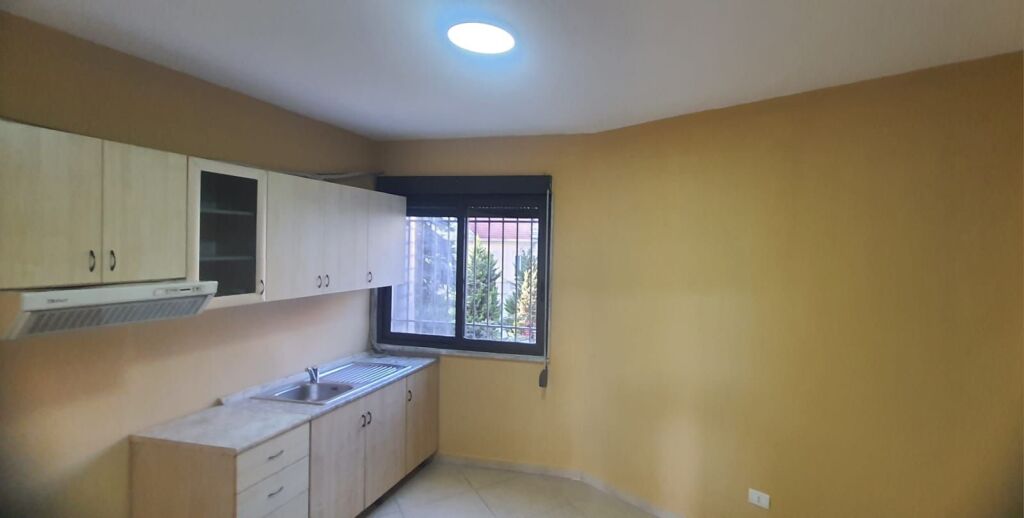 OFFICE SPACE FOR RENT IN THE CENTER