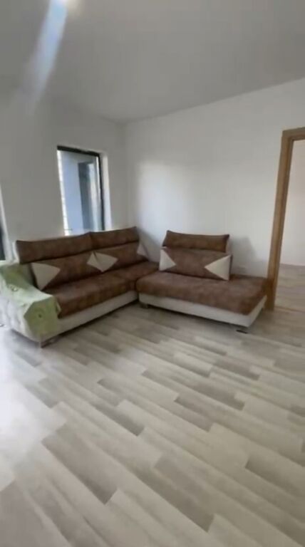 Rent | Apartament 1 + 1 | Rruga 5 Maji | 350 €/month