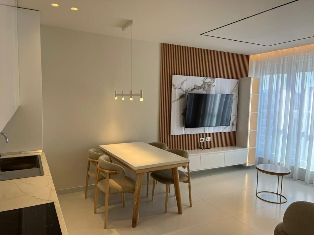 🏢In the Jordan Misja Street area, a 2+1 apartment, newly furnished, is for rent. 75,000 Leke