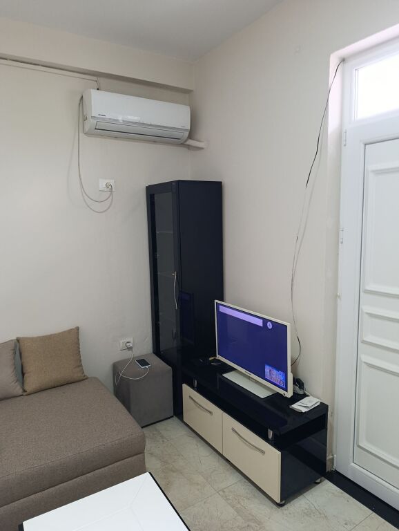 Affitto | Apartament 1 + 1 | Spitali Amerikan 2 | 450 €/mese