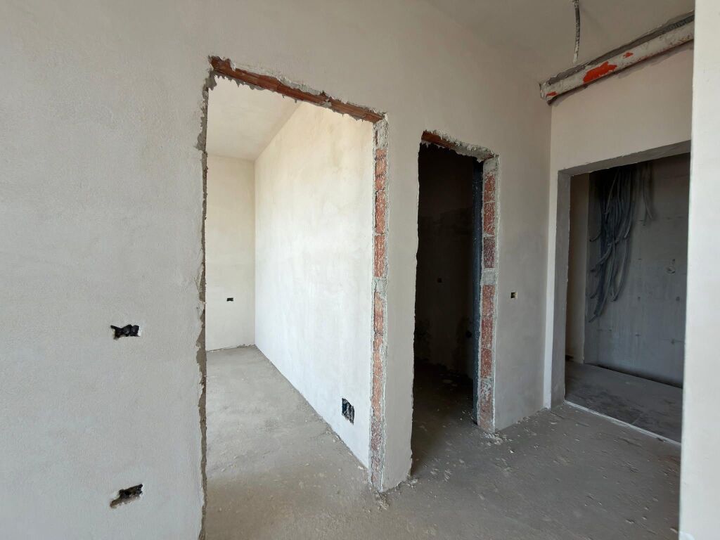 Appartamento 1+1 Vendita Vicino al Porto di Vlora Materia Cons