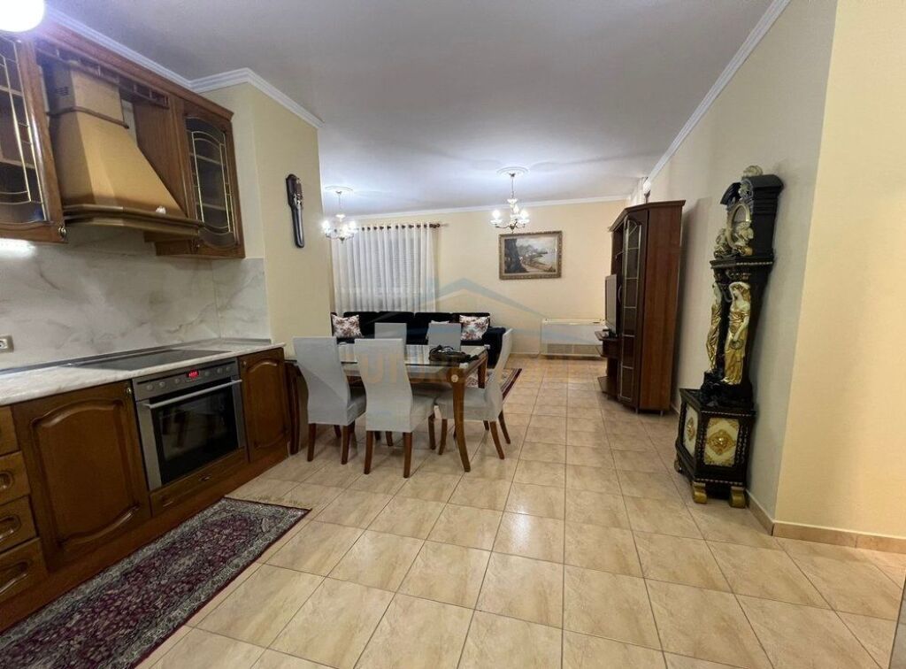 Qera,Apartament 2+1,Bllok.