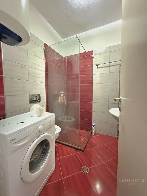 FOR SALE 1+1 APARTMENT WITH GARAGE AT ( RADISSON HOTEL ) DRY LAKE! 185,000 €