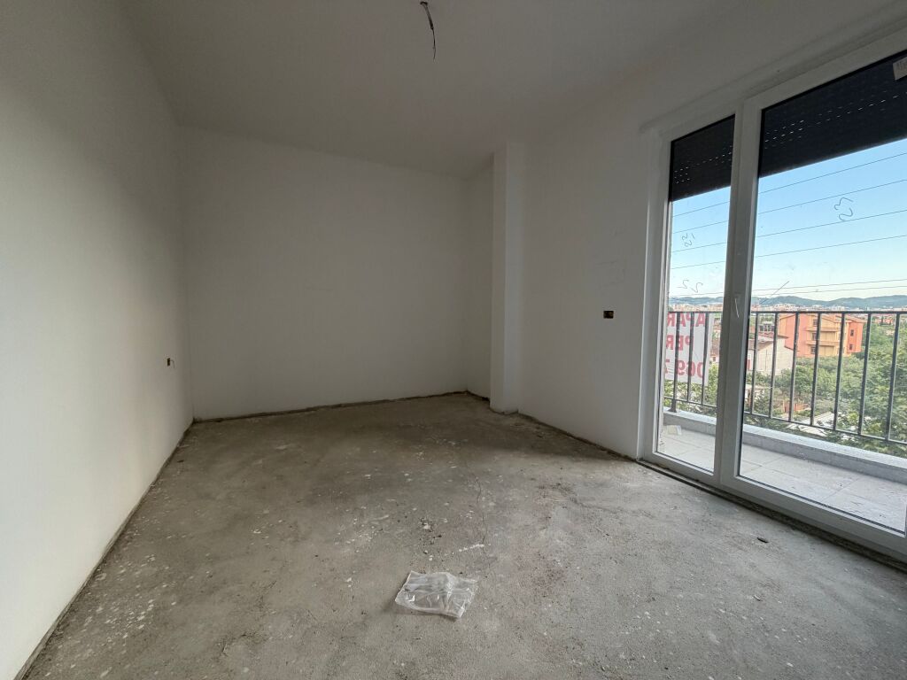 Apartment 1+1 for Sale with Title Deed - Paskuqan