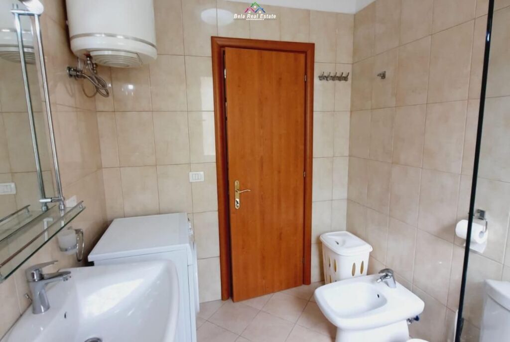 Apartament Me Qera 2+1 Tek Liqeni (ID B2201024) Tirane.