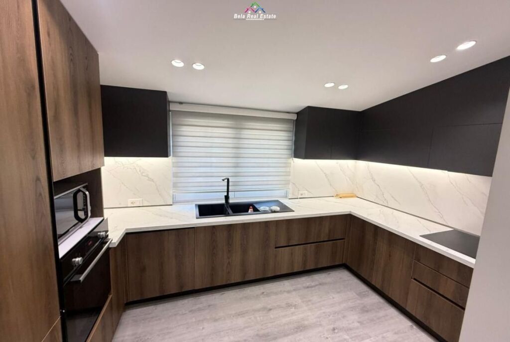 Vile 3-Kateshe Me Qera Ne Rrugen e Elbasanit (ID BV22298) Tirane