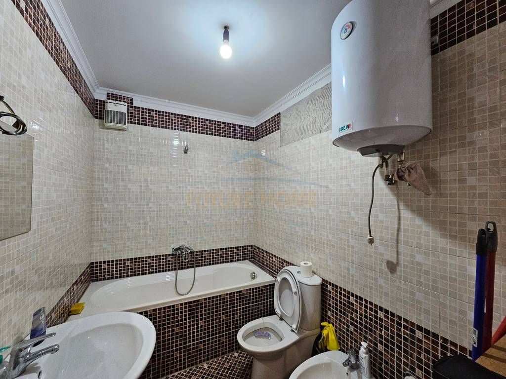 Affitto, Locale Commerciale, Zogu i Zi, Tirane.