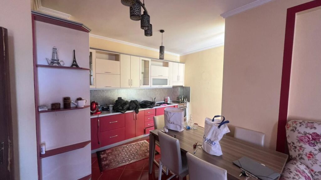 SHITET APARTAMENT 2+1 NE ASTIR