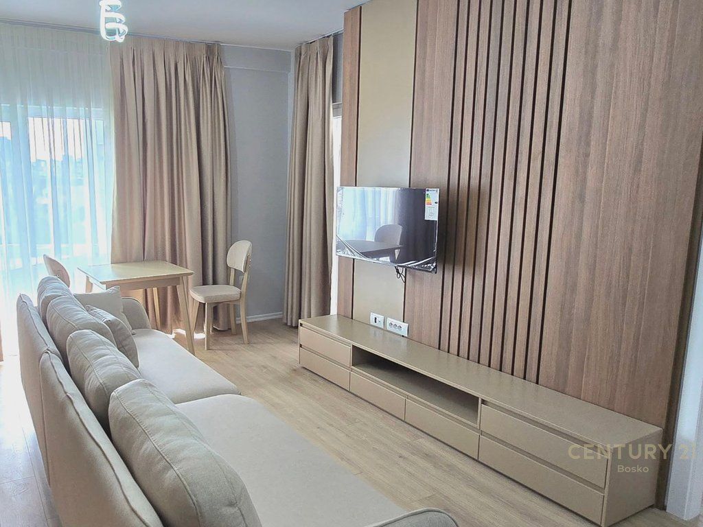 Zogu i Zi, apartment 1+1 for Rent 700 € /Month Total Area  73m2  Interior Area  65m2