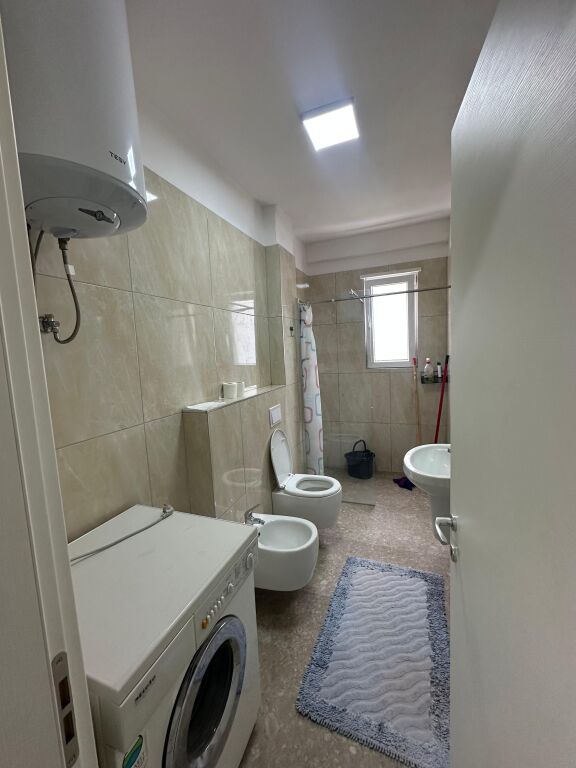 Jepet me qira 2+1+parkim Residenca Klensi Astir 60.000 leke