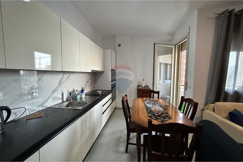 🏠Appartamento 2+1+2 in affitto nella zona di Skela, Vlorë📍