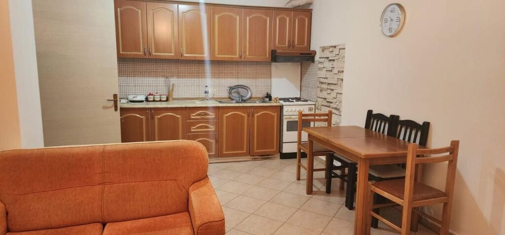 🏢Jordan Misja Street, near Avid Residence, a 1+1 furnished apartment is for rent, 40,000Leke
