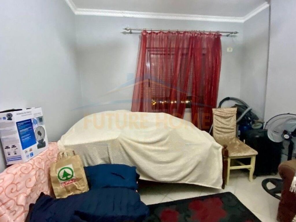 Shitet, Apartament 2+1, Unaza e Re, Tiranë