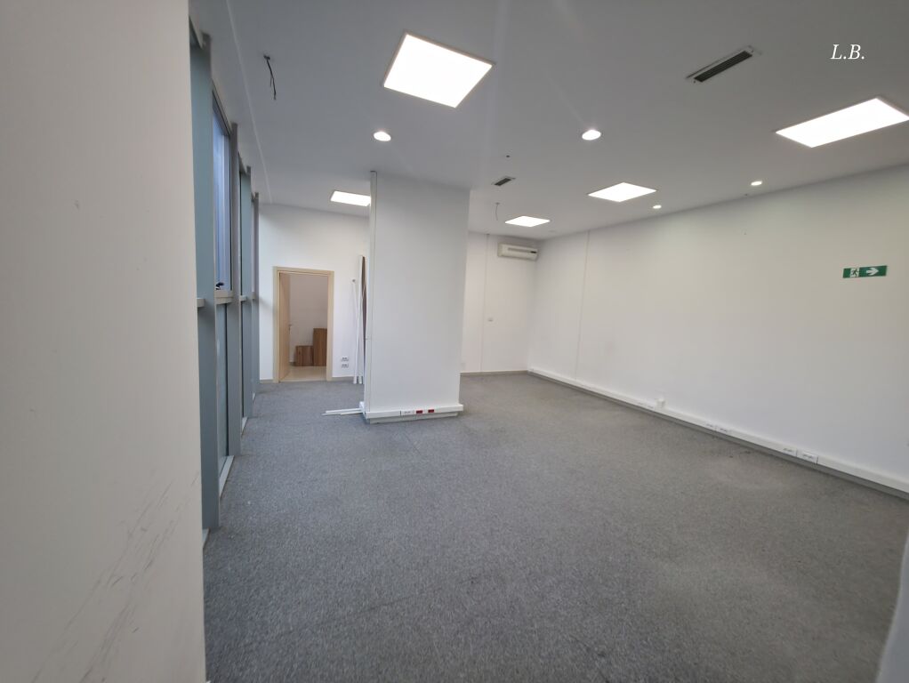 Jepet ambient per zyra,call center, klinike
