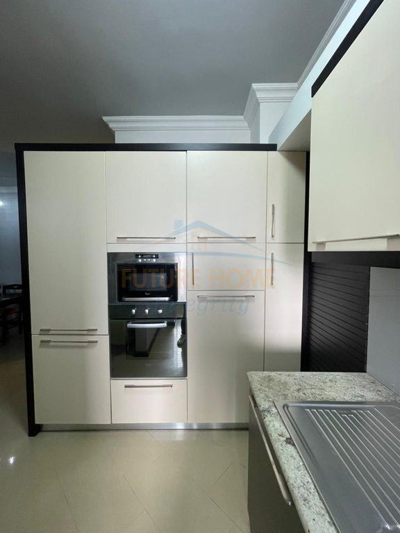 Rent, Apartment 2+1+2, Vilat Gjermane, Tirana.