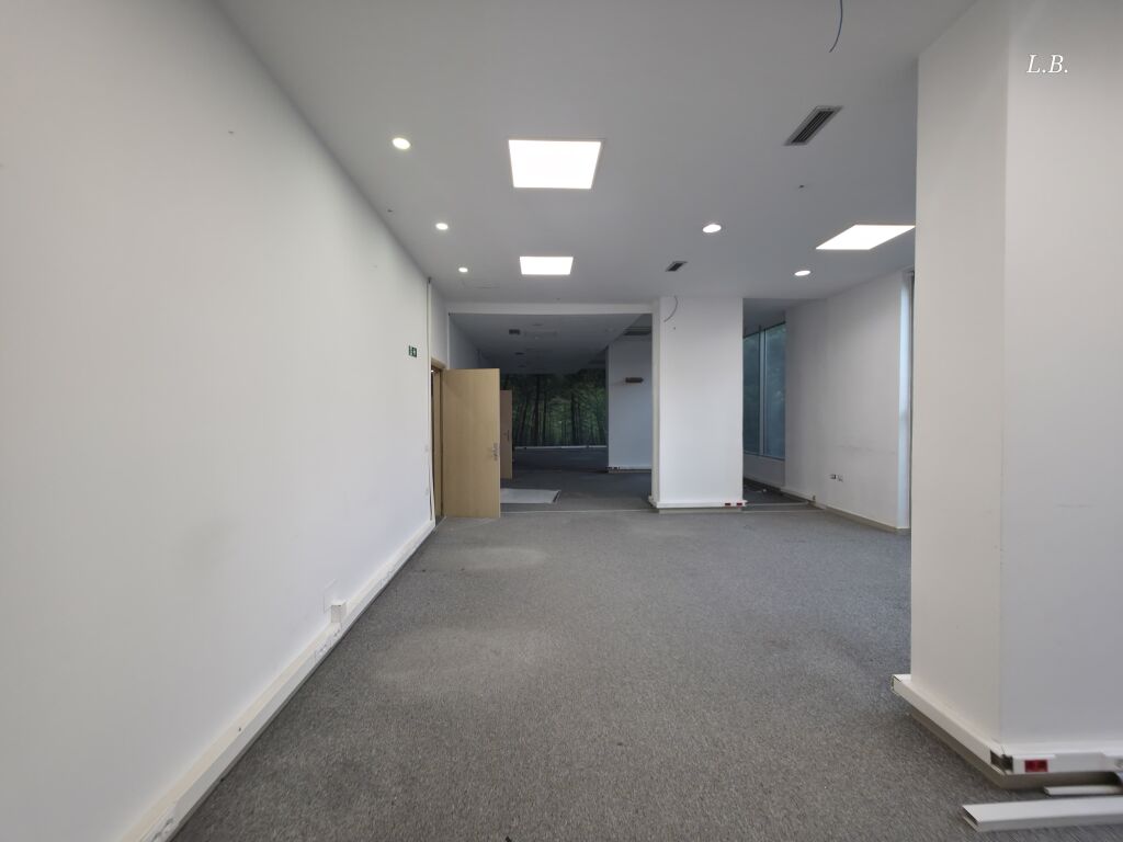 Jepet ambient per zyra,call center, klinike