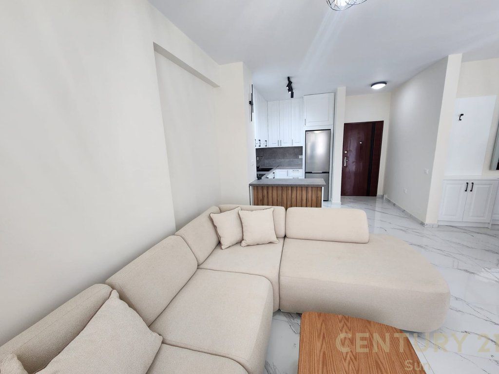 JEPET APARTAMEN 2+1 ME QIRA PRANE REPORT TV 850 € /Muaj Sip. Totale  84m2