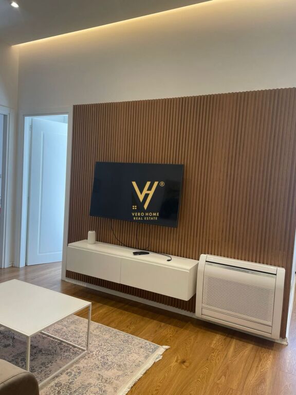 JEPET APARTAMENT 2+1 ME QERA TE RRUGA E DURRESIT 800 EURO