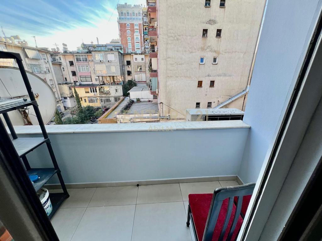 QIRA, APARTAMENT MODERN 2+1, BLLOK‼️ 950 € /Muaj