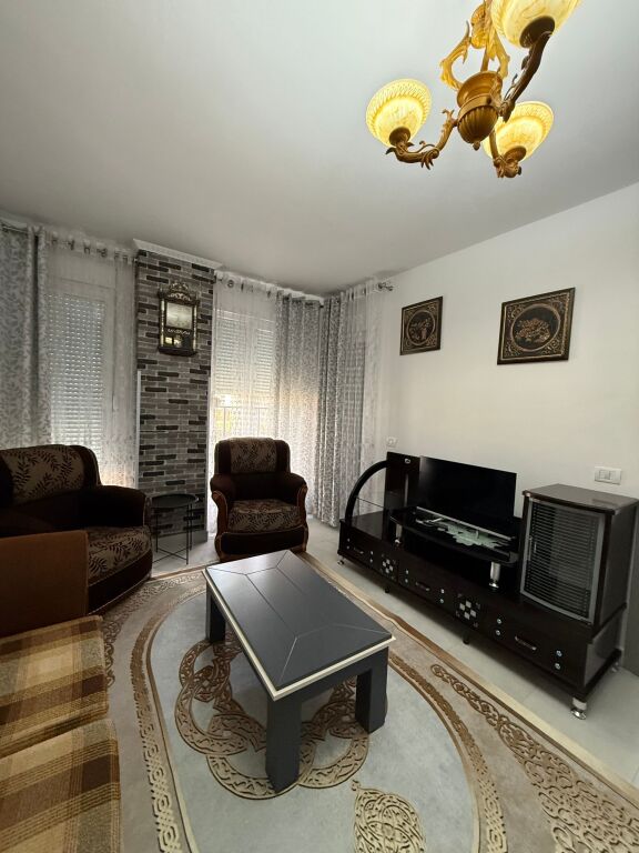Qera | Apartament 2 + 1+2| Rruga 5 Maji | 600 €/muaj