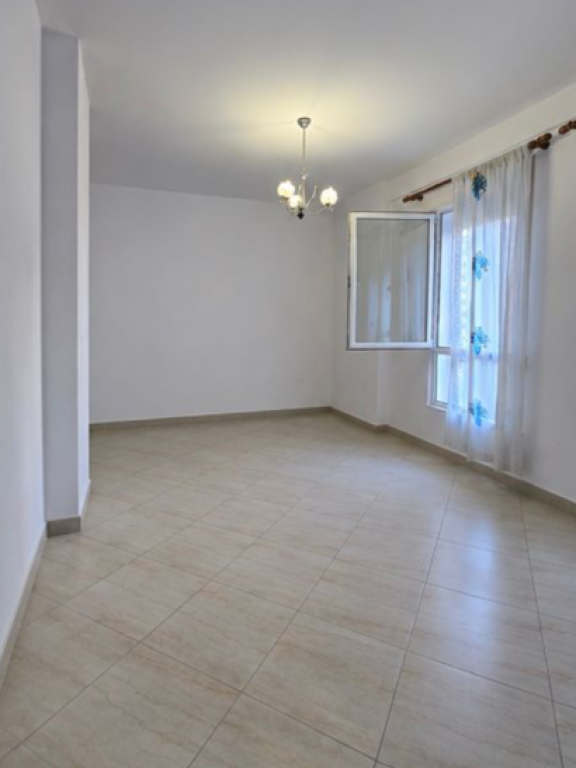 ✅ Apartament 2+1+2 për Shitje – Pazari i Ri