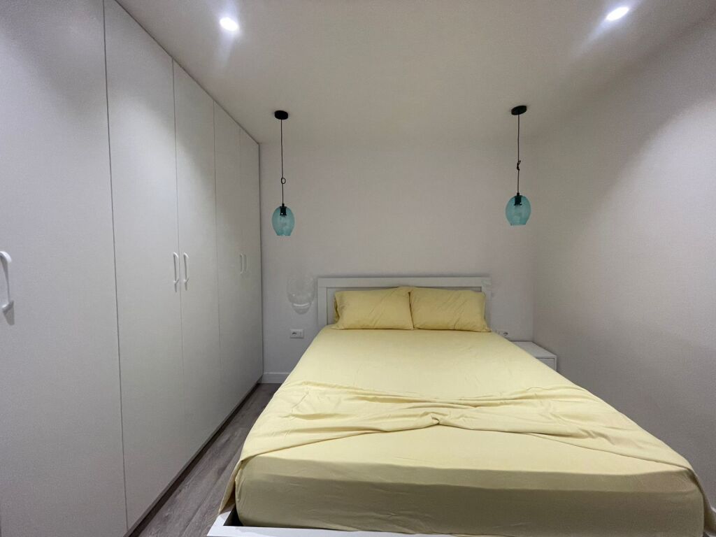 🏢Asim Vokshi Street, opposite the "Harry Fultz" Institute, a 1+1 furnished apartment is for rent. 50,000 Leke