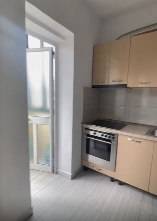 Affitto | Apartament 1 + 1 | Rruga Bardhyl | 400 €/mese