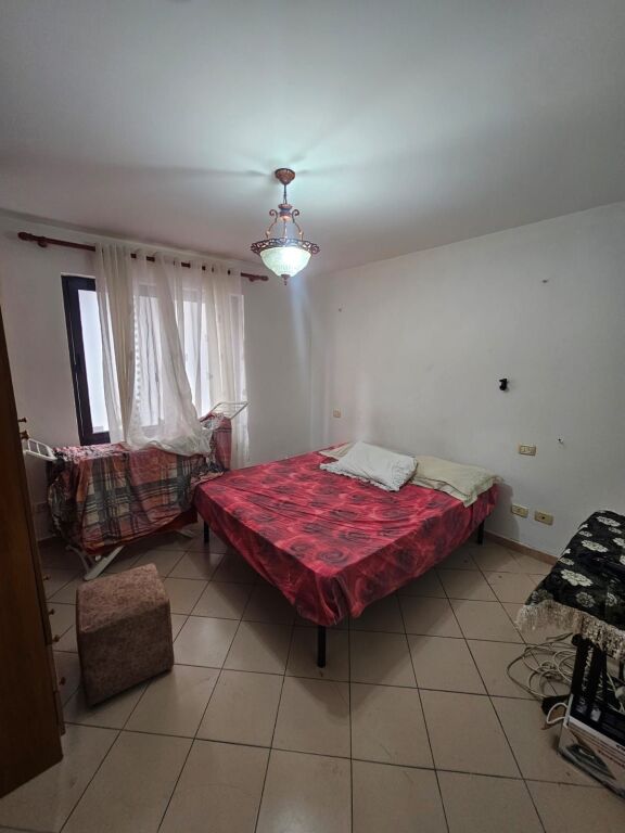 *JEPET ME QERA APARTAMENT 2+1, LAGJA 10, DURRËS*- SHKOLLA- HAJDAR DUSHI