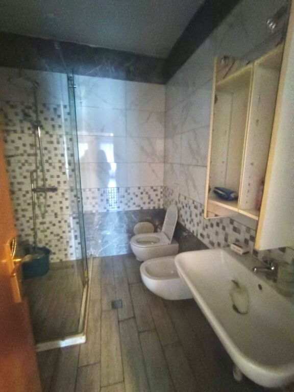 Affitto | Apartament 2 + 1 | Kinostudio | 400 €/mese