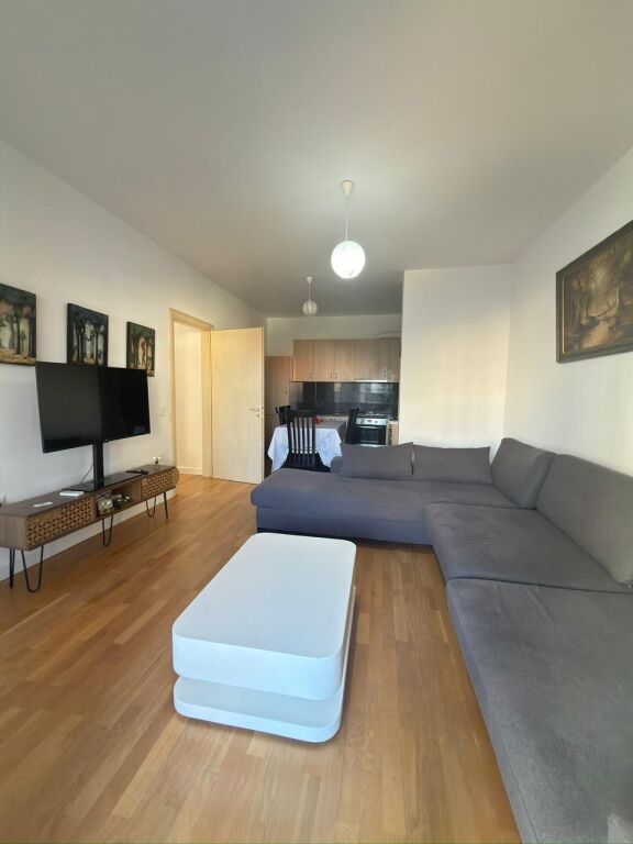 Appartamento in vendita - Viale Migjeni