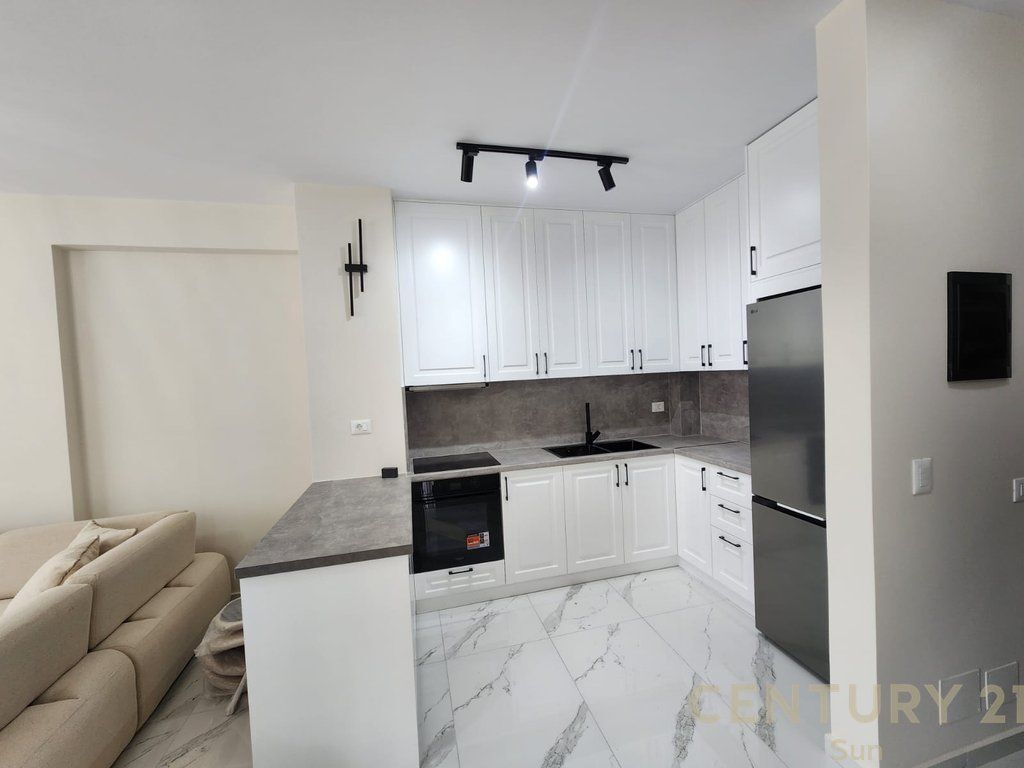 JEPET APARTAMEN 2+1 ME QIRA PRANE REPORT TV