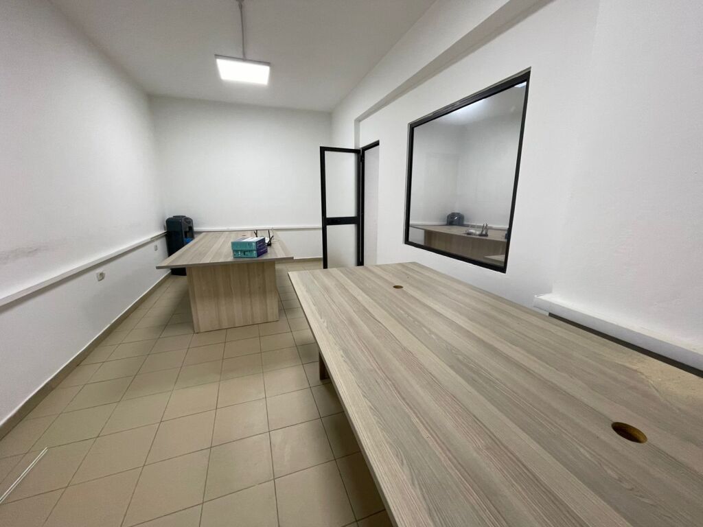 Rent | Zyrë | Avni Rustemi | 900 €/month