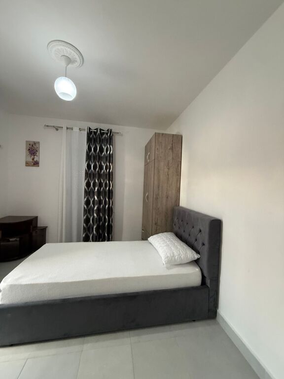 Qera | Apartament 2 + 1+2| Rruga 5 Maji | 600 €/muaj