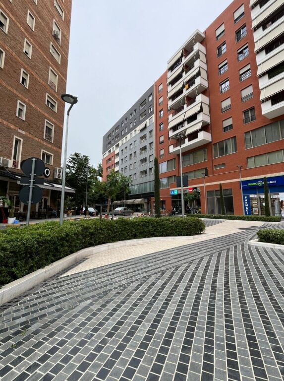 OFFICE FOR RENT AT DELIORGJI COMPLEX