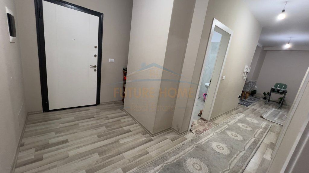 Shitet, Apartament 2+1+2+Post Parkimi, Kompleksi Jolla, Unaza e Re.