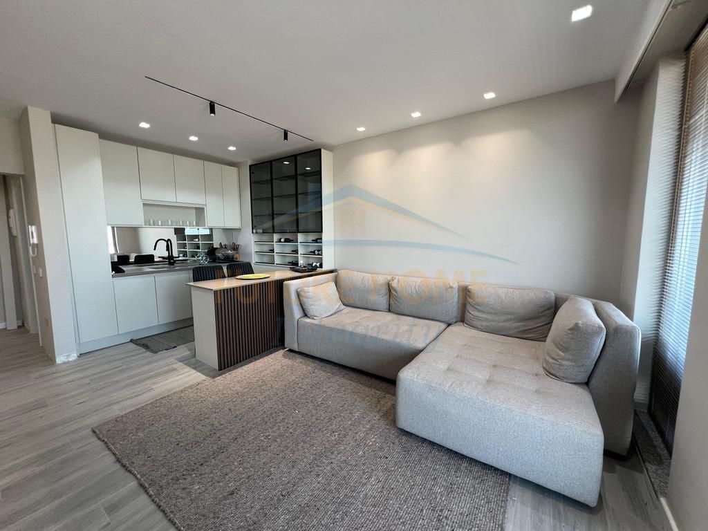 In vendita, Appartamento 1+1+Veranda+Guardaroba, Sauk, Tirana.