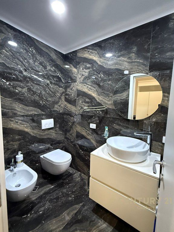 JEPET ME QIRA APARTAMENT 2+1+2 TE FUSHA AVIACIONIT