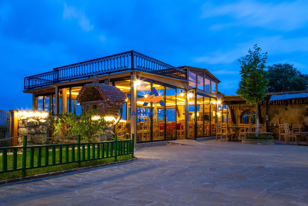 RESORT FOR SALE 1440M2 "MAMICA SQUARE, PETRELE" 4,000,000 EURO