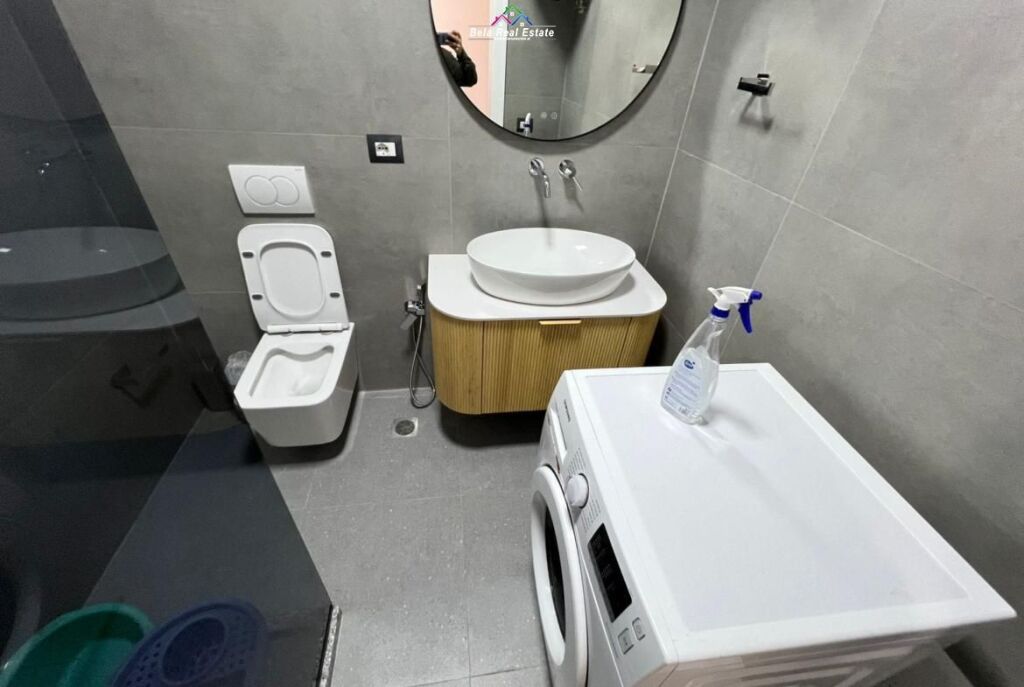 Apartament Me Qera 2+1 Tek 21 Dhjetori (ID B2201716) Tirane.